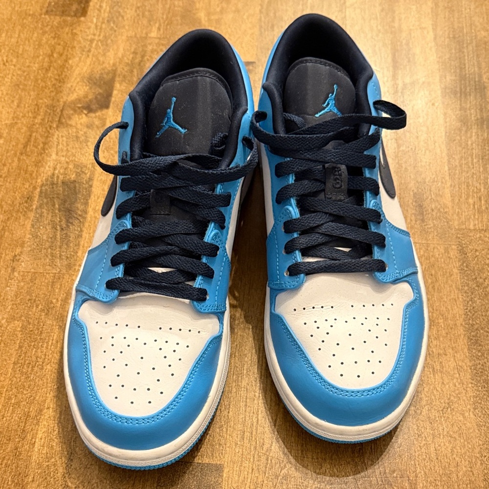 Jordan Men's Black, Blue, and White Sneakers